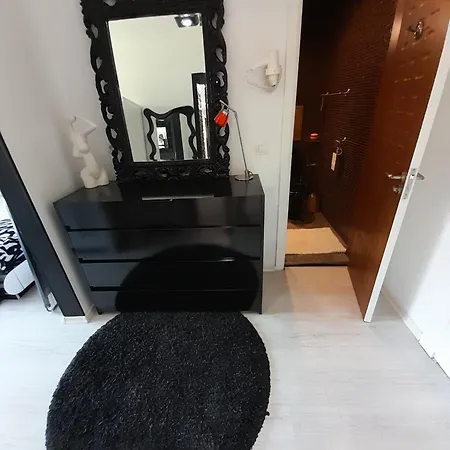 Lägenhet New 2 Mida With Furniture Slăntjev Brjag