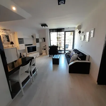 New 2 Mida With Furniture Lägenhet *